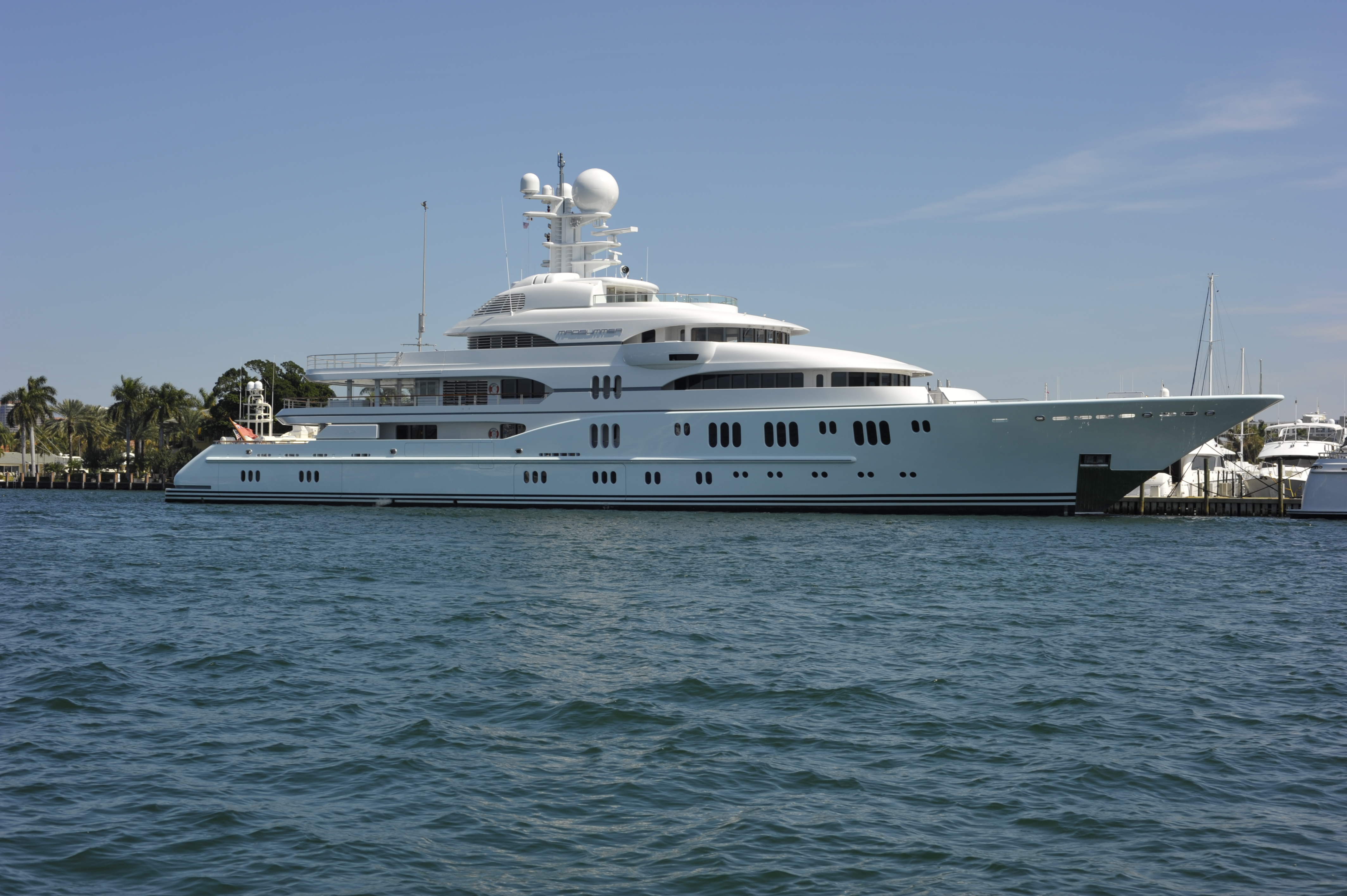 madsummer yacht