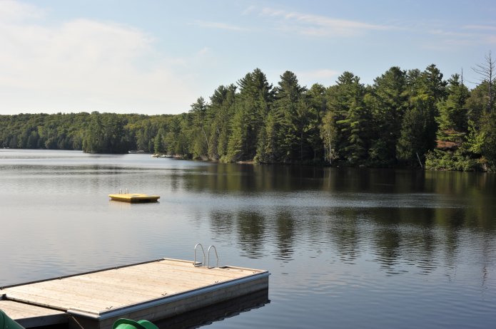 ahmic-lake-cottage-001