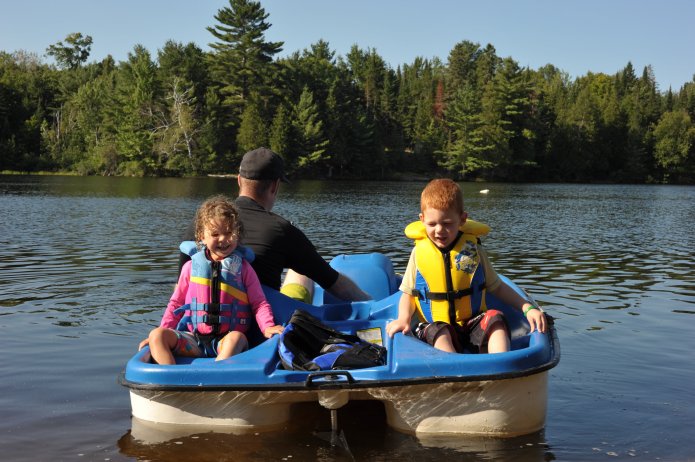 ahmic-lake-cottage-024