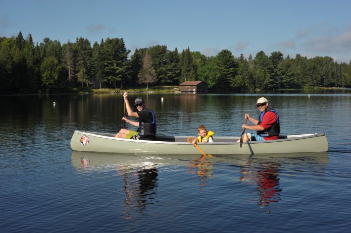 ahmic-lake-cottage-3-003