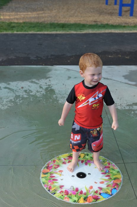 ancaster-splash-pad-013