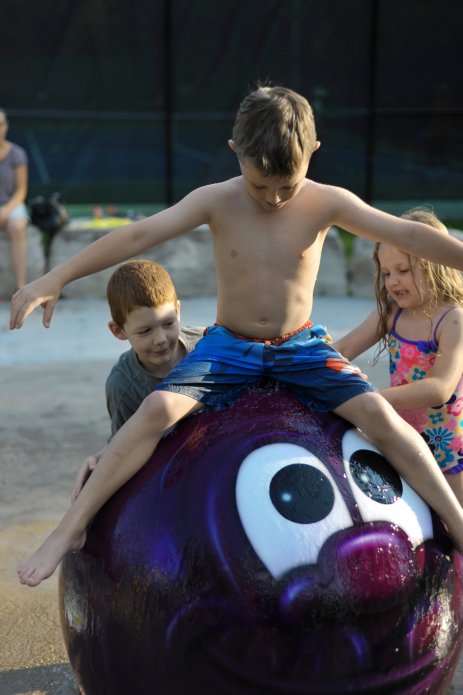 ancaster-splash-pad-053