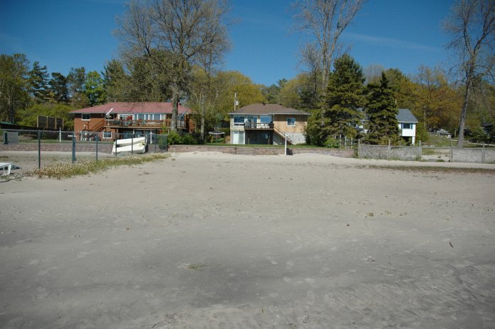 2555616965_1d66377807_o