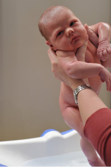 jade-s-first-bath-017e