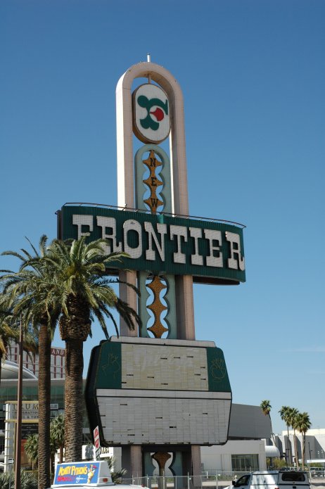 2377793408_f367f6488f_o