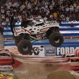 2376852537_33e6c27c56_o