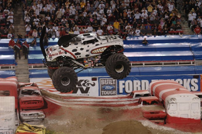 2376852537_33e6c27c56_o