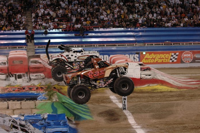 2377681408_cae21c7e59_o