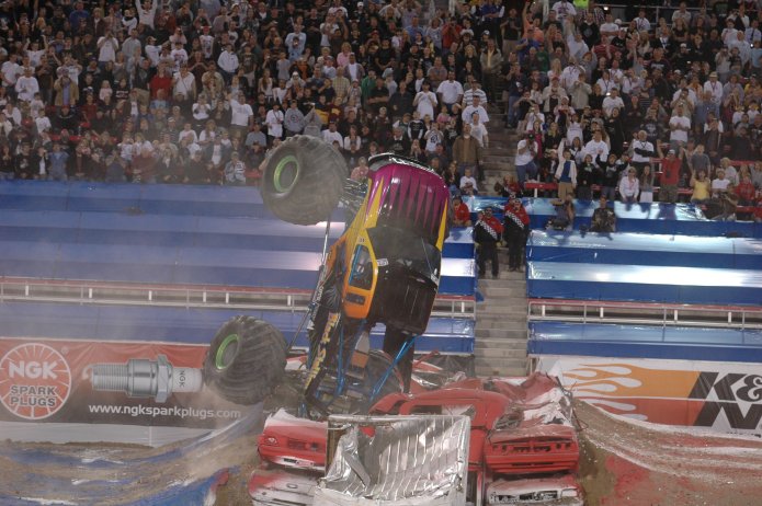 2377724842_dd53285ff5_o