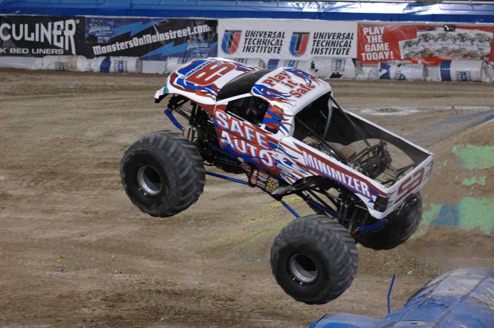 2377725980_c9dd2b772c_o