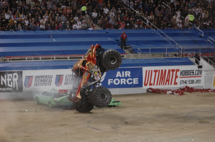 2377757232_a5c63100e1_o