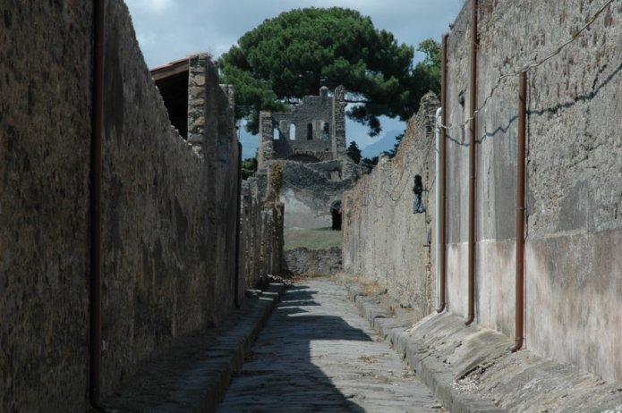 230978987_41256f9da6_o