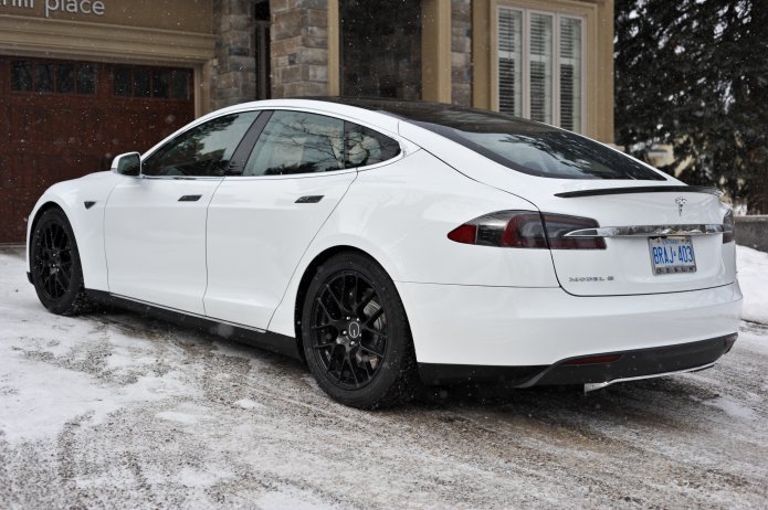 tesla-photoshoot-041