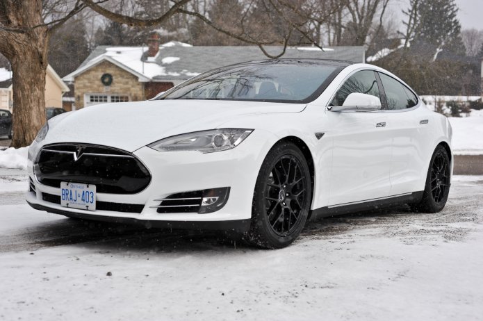 tesla-photoshoot-042