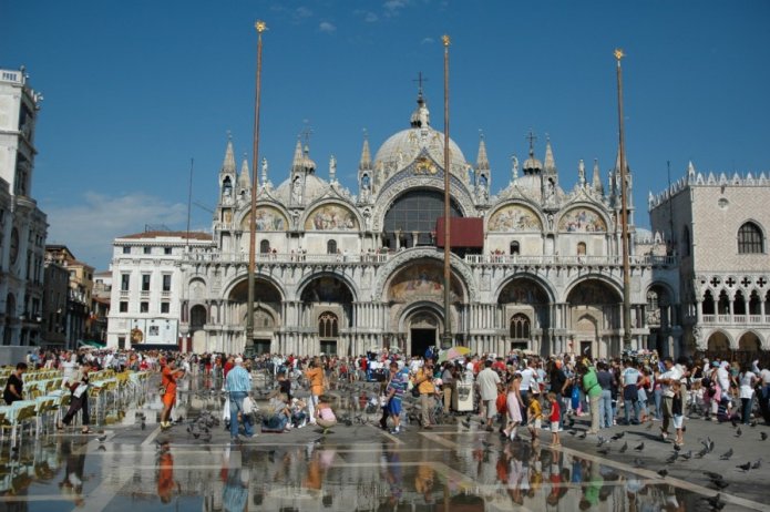 230496528_8d359a2d64_o